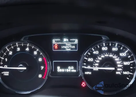 2017 Subaru Forester 2.0Xt Touring z USA, uszkodzony, nr VIN JF2SJGWC8HH421883